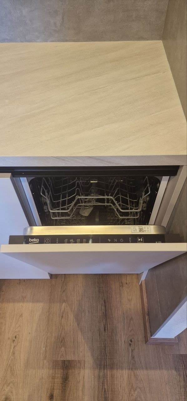 Beko DIS35023 — 1
